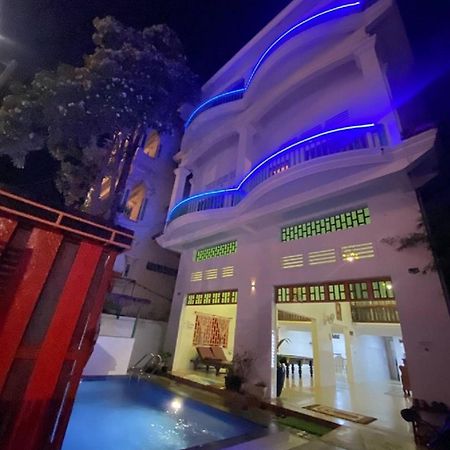 Centro Guest House Siem Reap Bagian luar foto